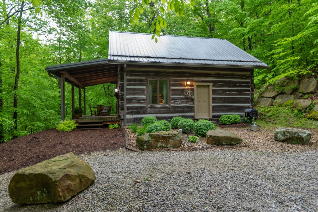Romantic Cabin Rental with Hot Tub Brown County